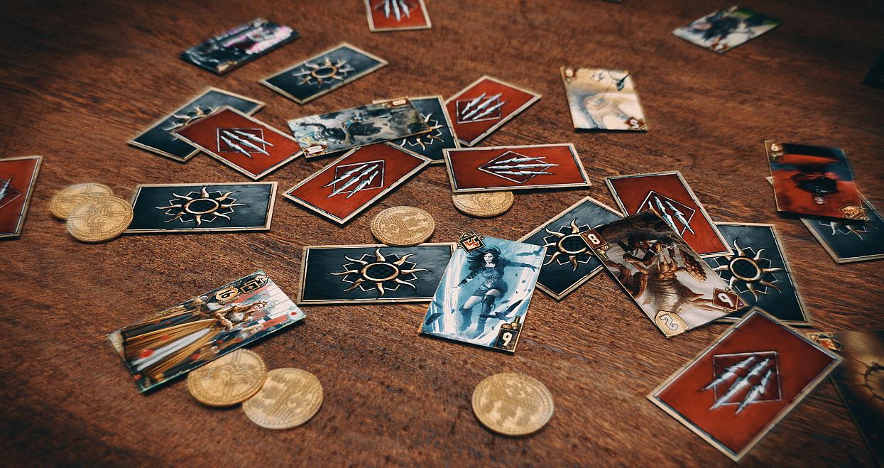 ccg卡怎么对战,从线下到线上再从线上到线下