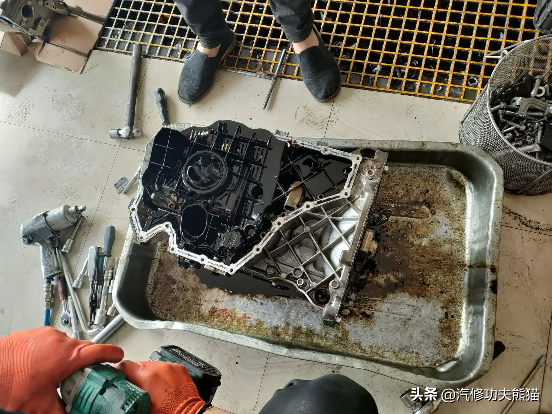 挑战奥迪A6低油耗,2009款奥迪a6l2.0t烧机油严重吗