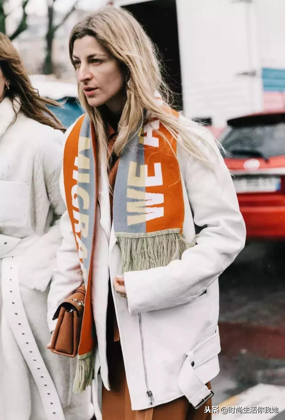 你穿“大衣+围巾”的样子，帅呆了！