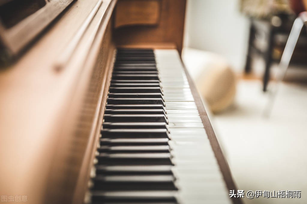 极简生活每月花费500元,极简生活是怎样攒钱的