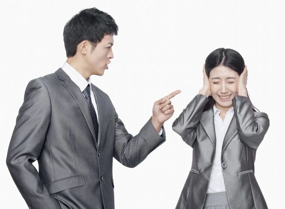 怎么面对同事对你的指责,同事对你的调侃怎么处理