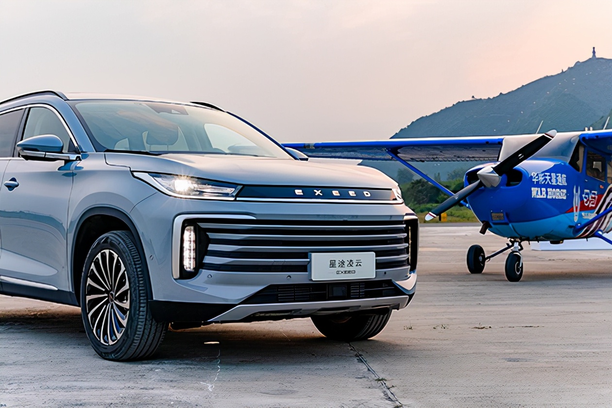 试驾星途凌云400T用自主品牌SUV跑“0-4”是种怎样的体验？