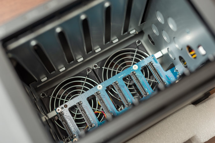 群晖硬盘如何突破千兆,群晖ds1618性能