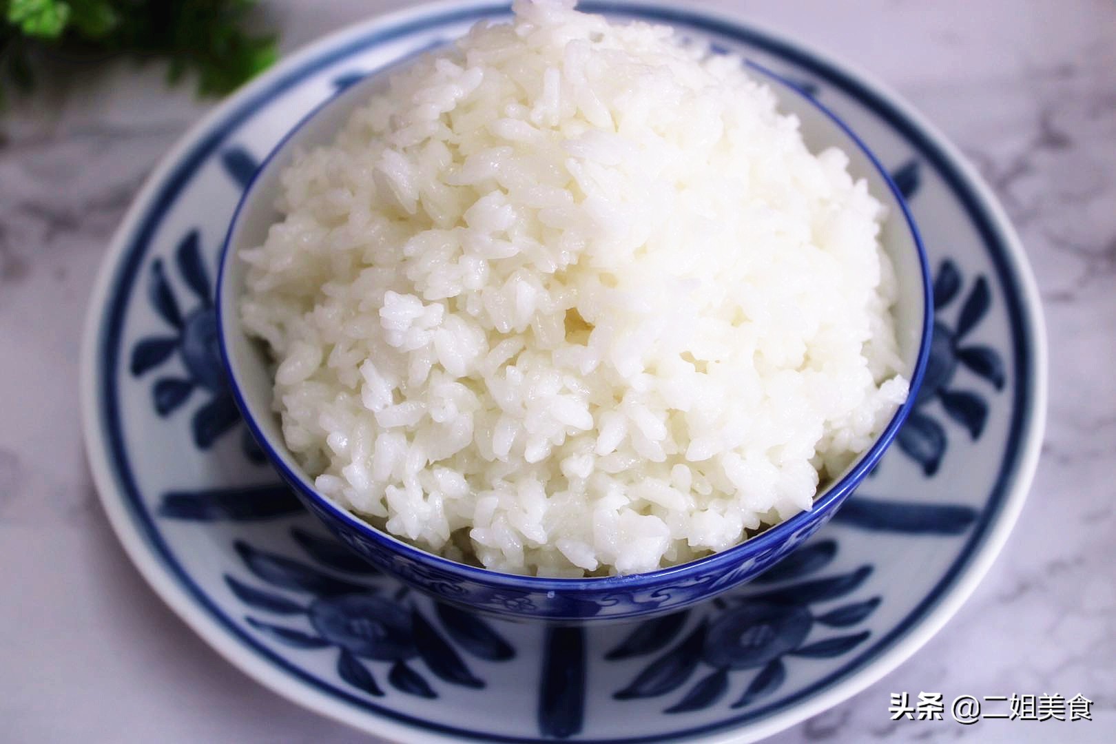 电饭煲米饭加温发硬怎么解决,蒸米饭不馊的诀窍