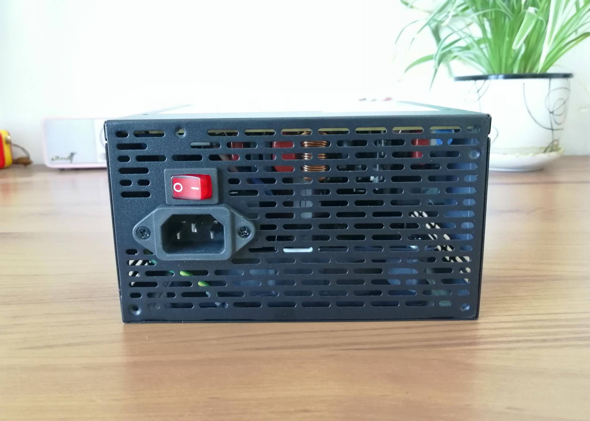 台式机电源功率怎样选择,电脑台式机电源怎么选择