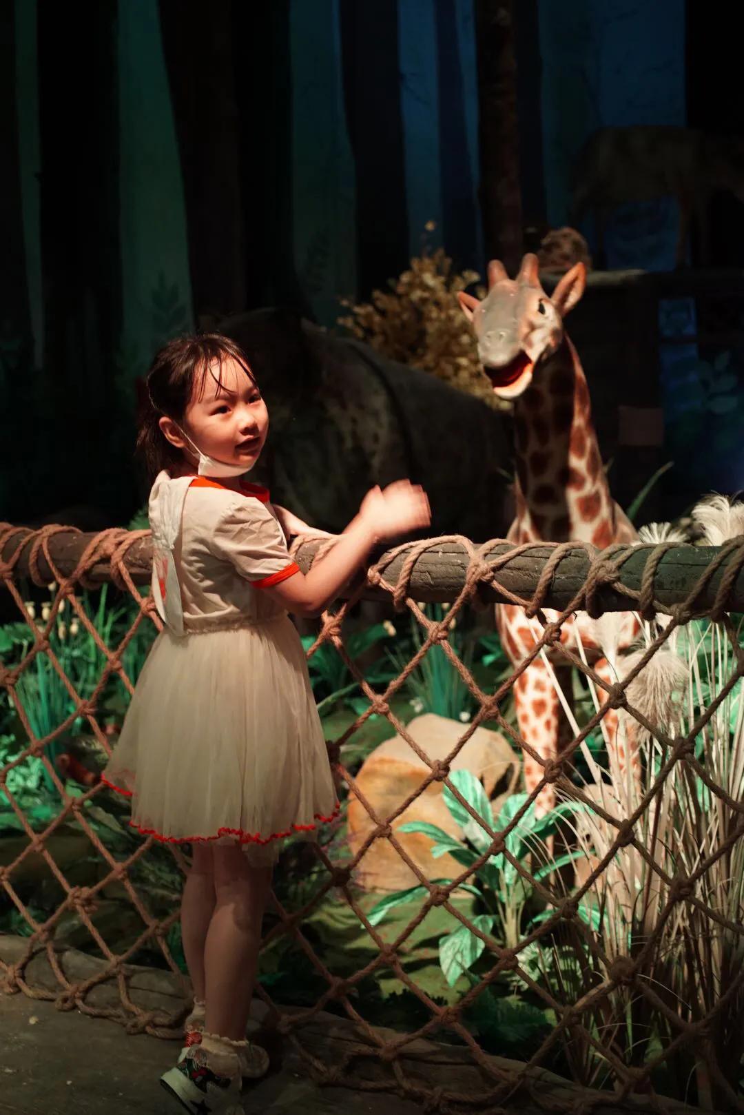 占地30000㎡！这艘建在安华汇天台上的巨船，竟是亲子乐园