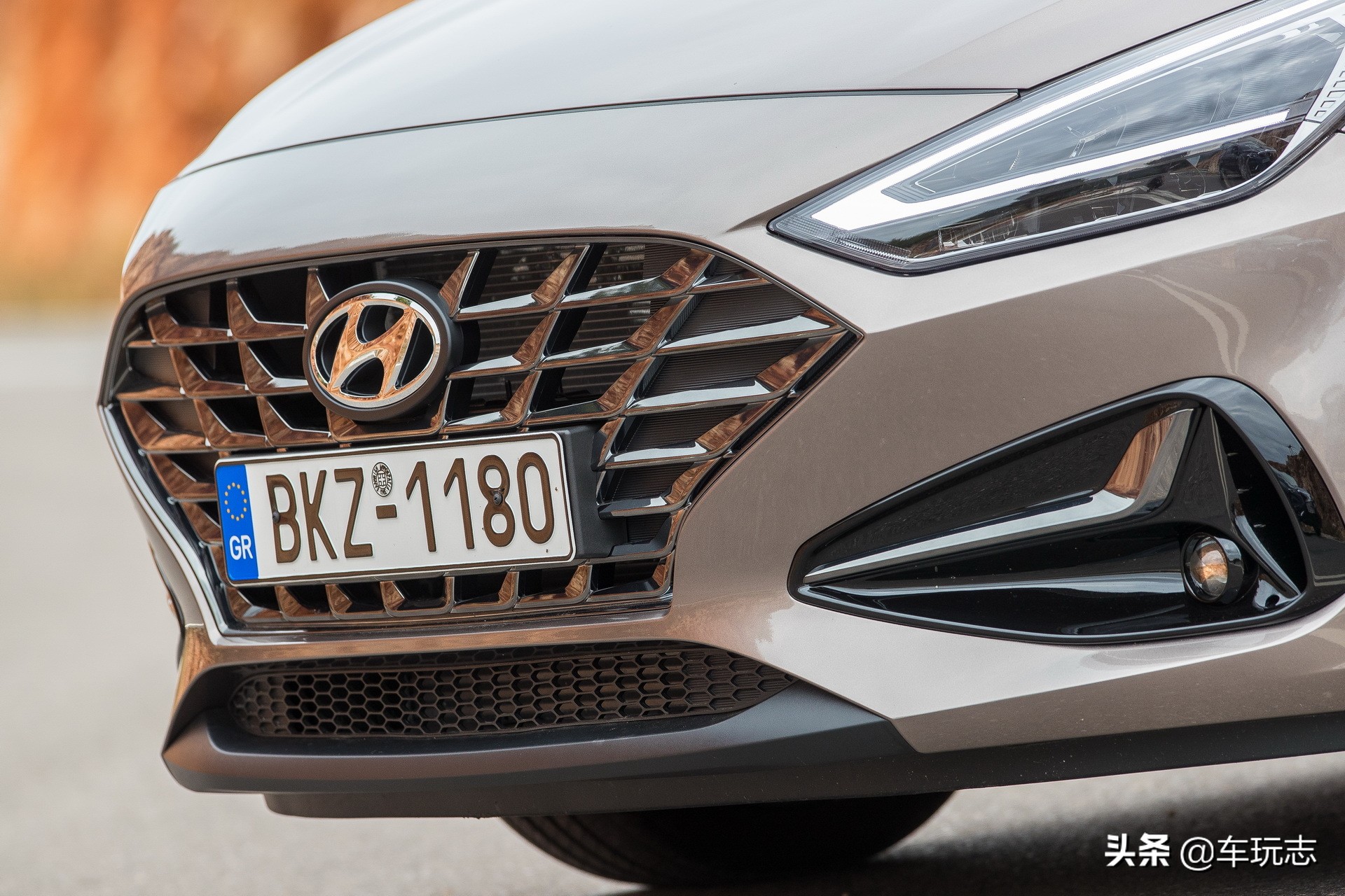 现代伊兰特新款1.5试驾,试驾现代伊兰特1.5cvt