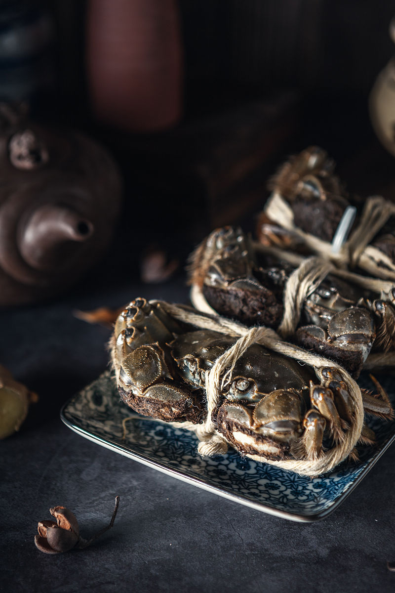 螃蟹公蟹怎么挑选才是正确的,螃蟹怎么选择公蟹还是母蟹好