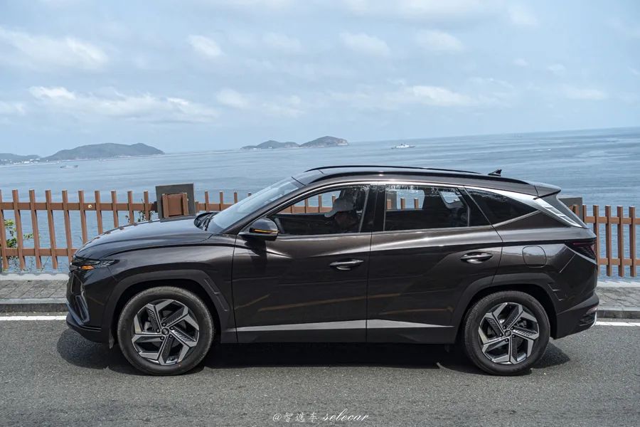 不仅颜值吸睛更要动力充沛,不仅颜值高性能更硬核