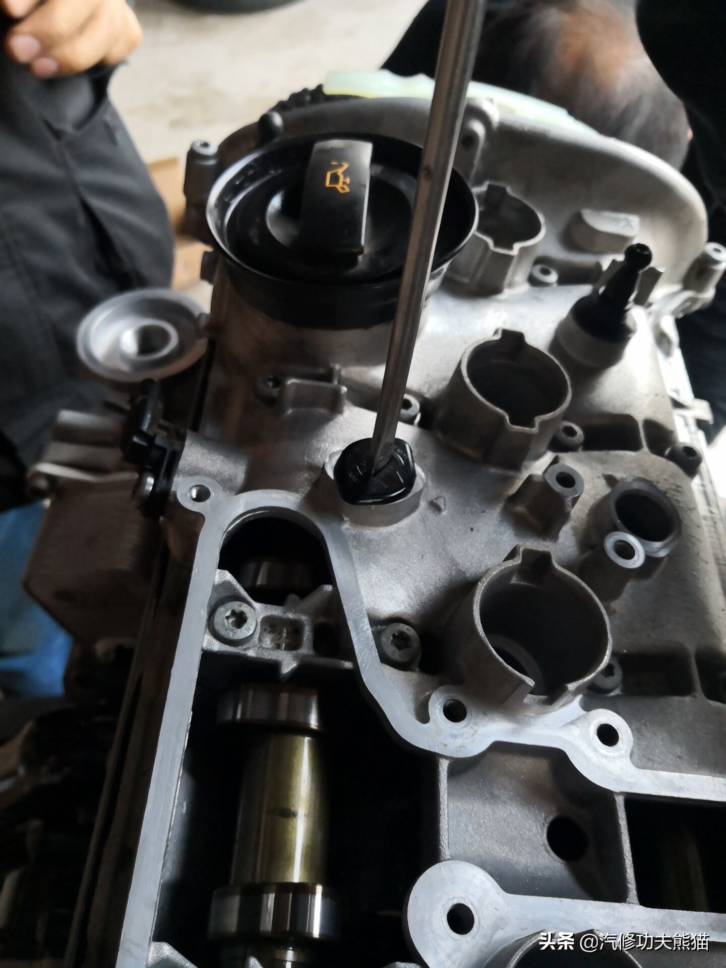 上海大众SUV销量王途观烧机油、漏机油被人乱修一通差点搞报废