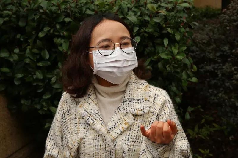 她是余杭一个微信群主光一个群就能卖30多万！近期更是卖疯！卖的啥？