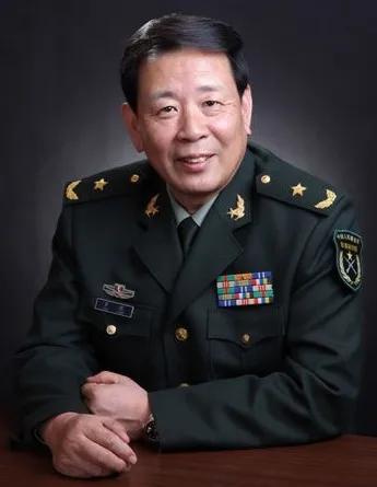 罗援将军:独有英雄驱虎豹更无豪杰怕熊罴,“新兴里战斗模范连”