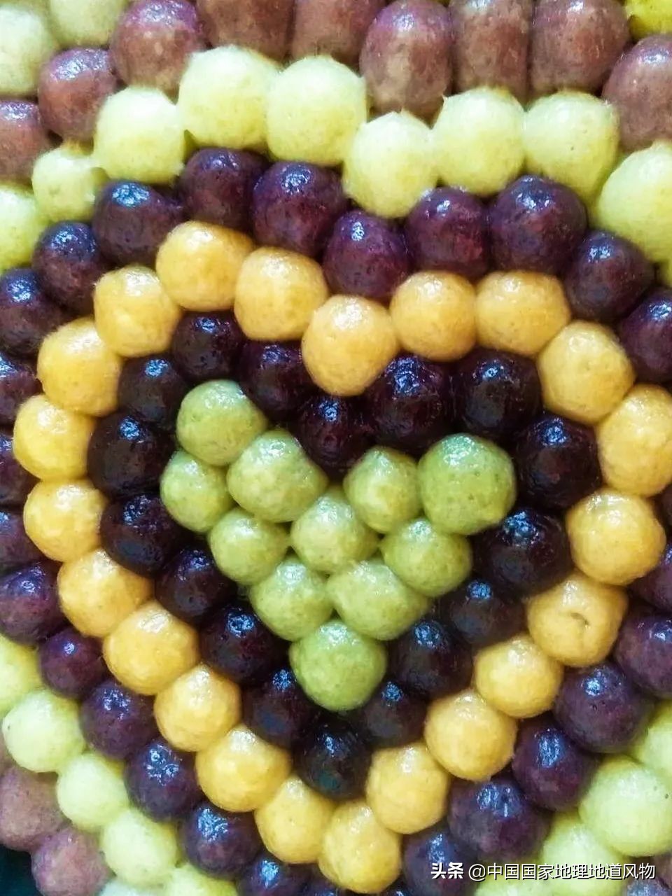 一个粘豆包，粘住了整个东三省