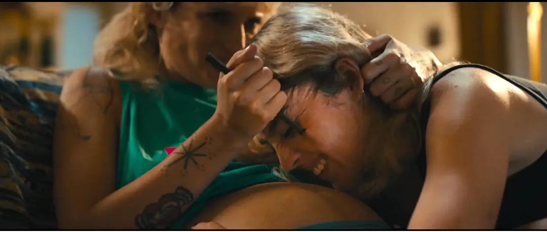 全裸出镜？*伦乱**产子？全程马赛克才能播的戛纳金棕榈