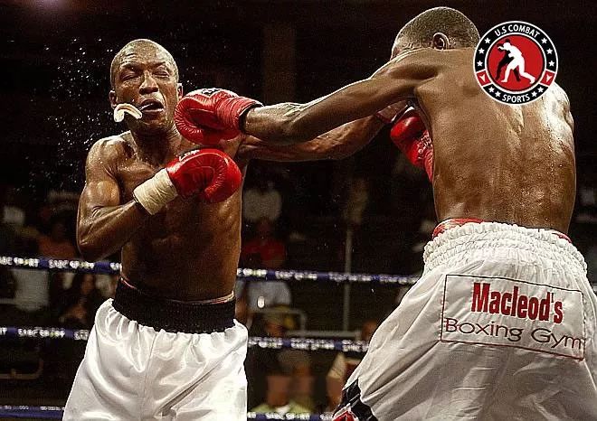 拳击要保护的部位,拳击保护头部