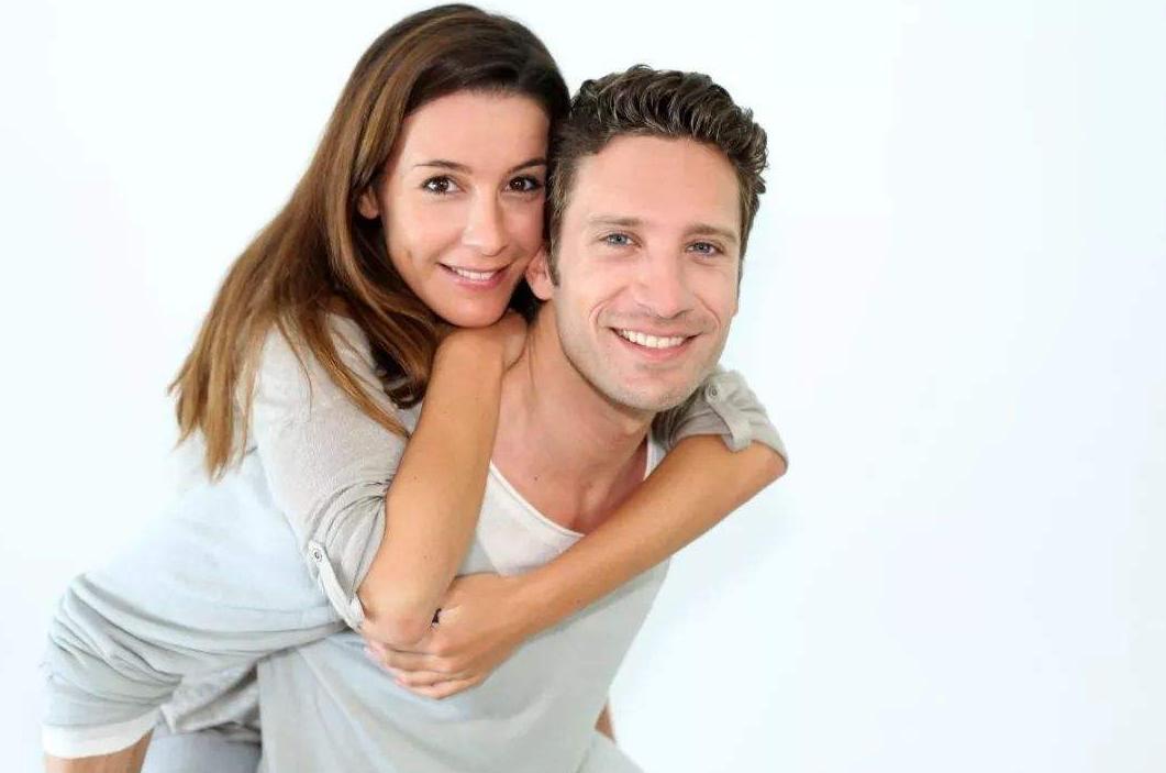 相差45岁的爷孙婚姻,相差46岁的爷孙谈恋爱