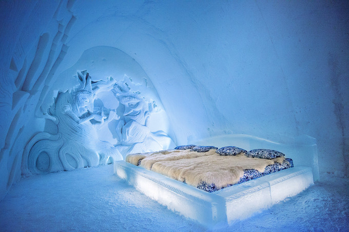 芬兰凯米有一座冰雪城堡，城堡里有一家*冰纯**酒店，不怕冷的就去住