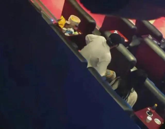 吴亦凡发文绝地反击？吴亦凡的19段*艳猎**往事，太放肆