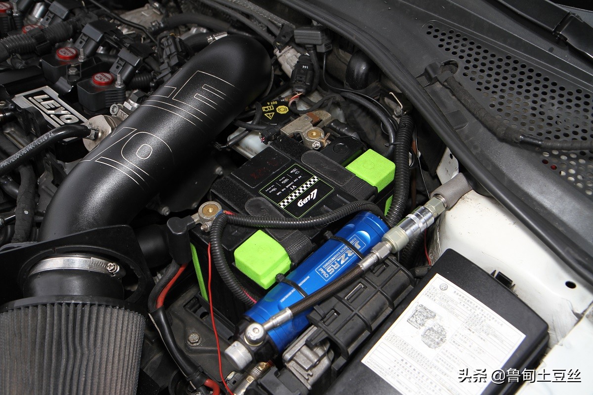 「毂锐驰」为何你的电瓶撑不到一年？汽车电瓶养护需知