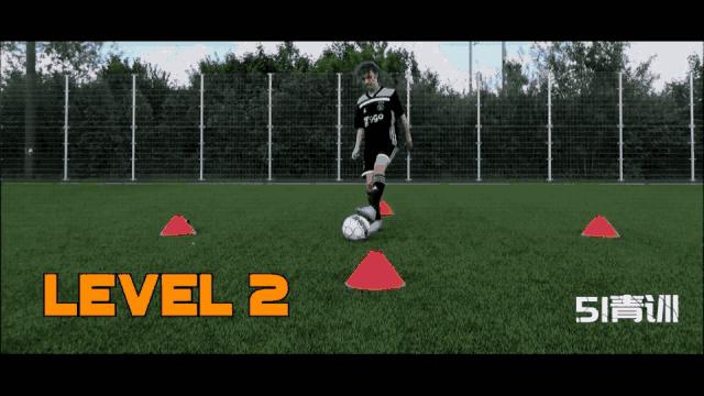 8个动作在家练球,在家就能练习球感的动作