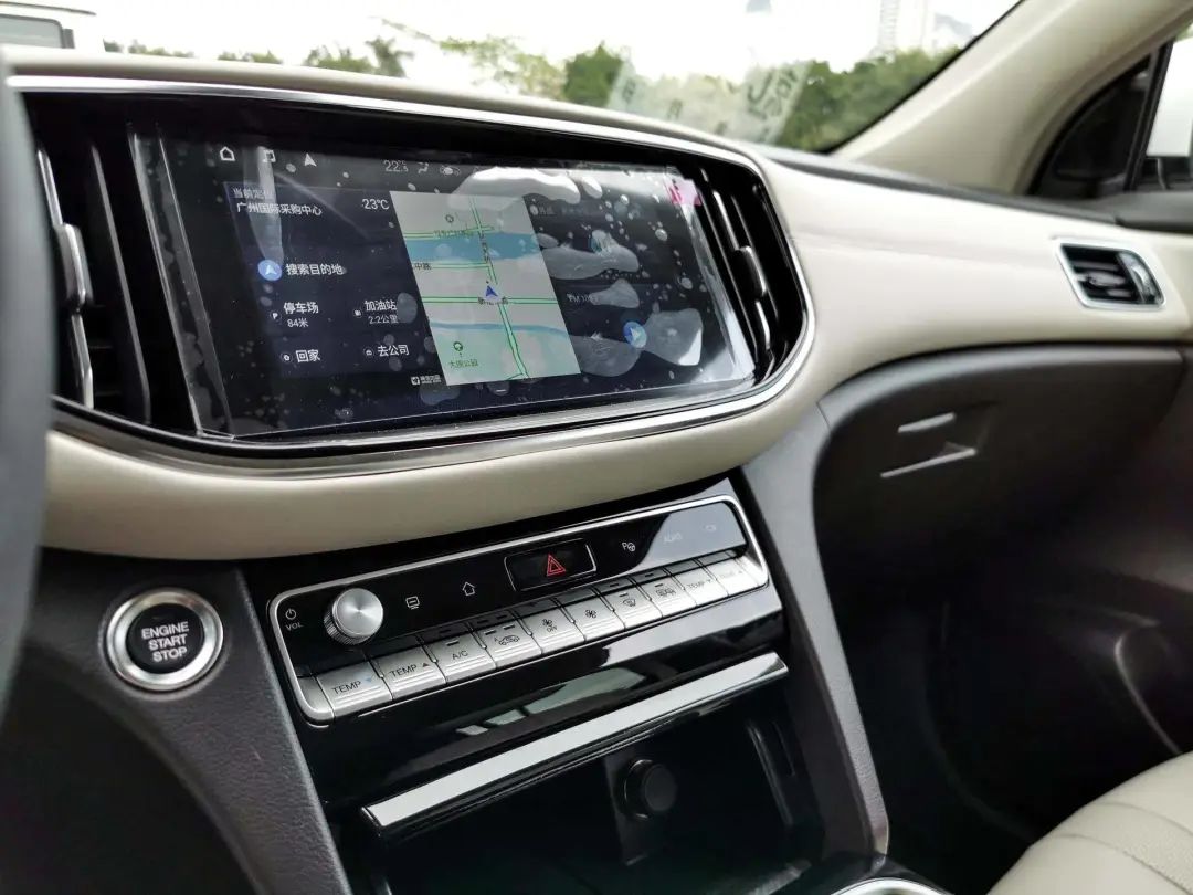 试驾传祺gs8最新款,最新款广汽传祺gs8试驾视频