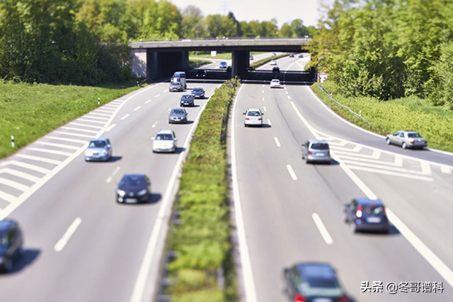 龙卷风幸存的10个误区,龙卷风发生时正确的逃生