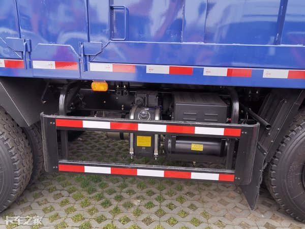 福田瑞沃es5渣土自卸车,合法装载2吨的轻卡