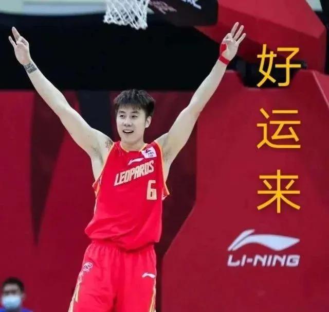 单打外援，读秒致命抢断！深圳“一”控怒吼庆祝