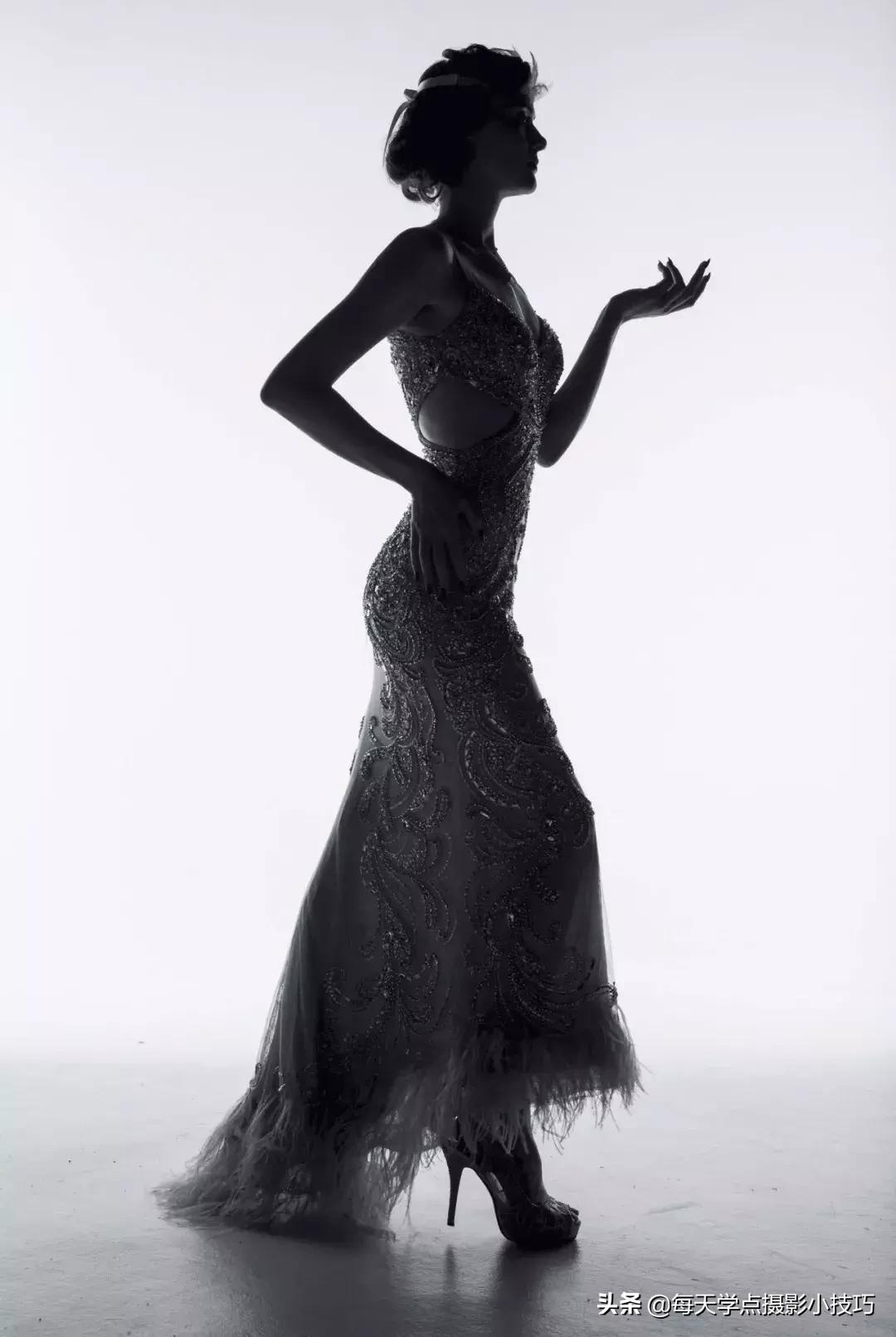 人像摄影怎么以s形摆美姿,摄影美姿技巧口诀