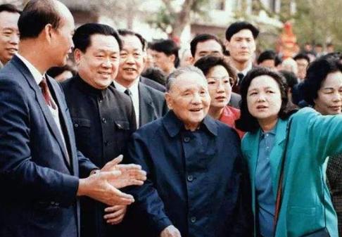 香港商战风云录在线阅读,香港三十年股市起伏史