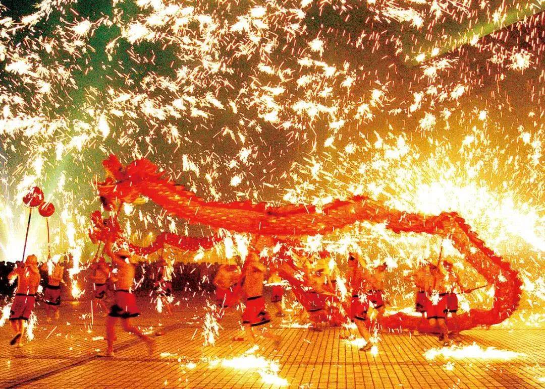 元宵习俗：灯树千光照一宵歌舞九州