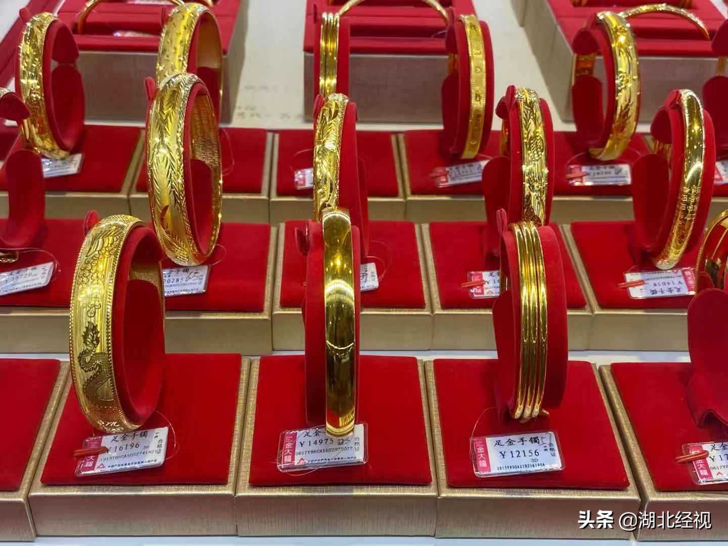 黄金首饰以旧换新要加几克,黄金首饰以旧换新划算吗