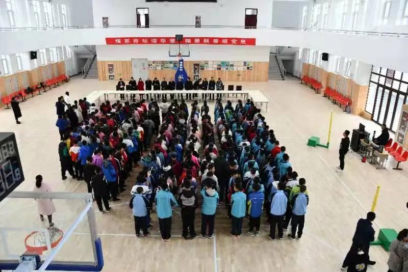 庆祝建党100周年师生书画展,麦积区庆祝建党100周年书画展开展