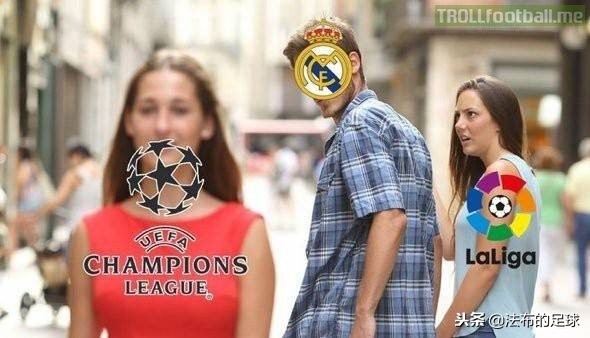 国外也有段子手：球场上的超级赛亚人！