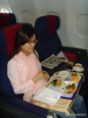 体操桑兰受伤赔偿多少,体操冠军桑兰比赛中摔成瘫痪