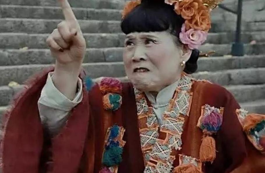 山东村妇登基称帝，建立“大圣王朝”，号称当代“武则天”