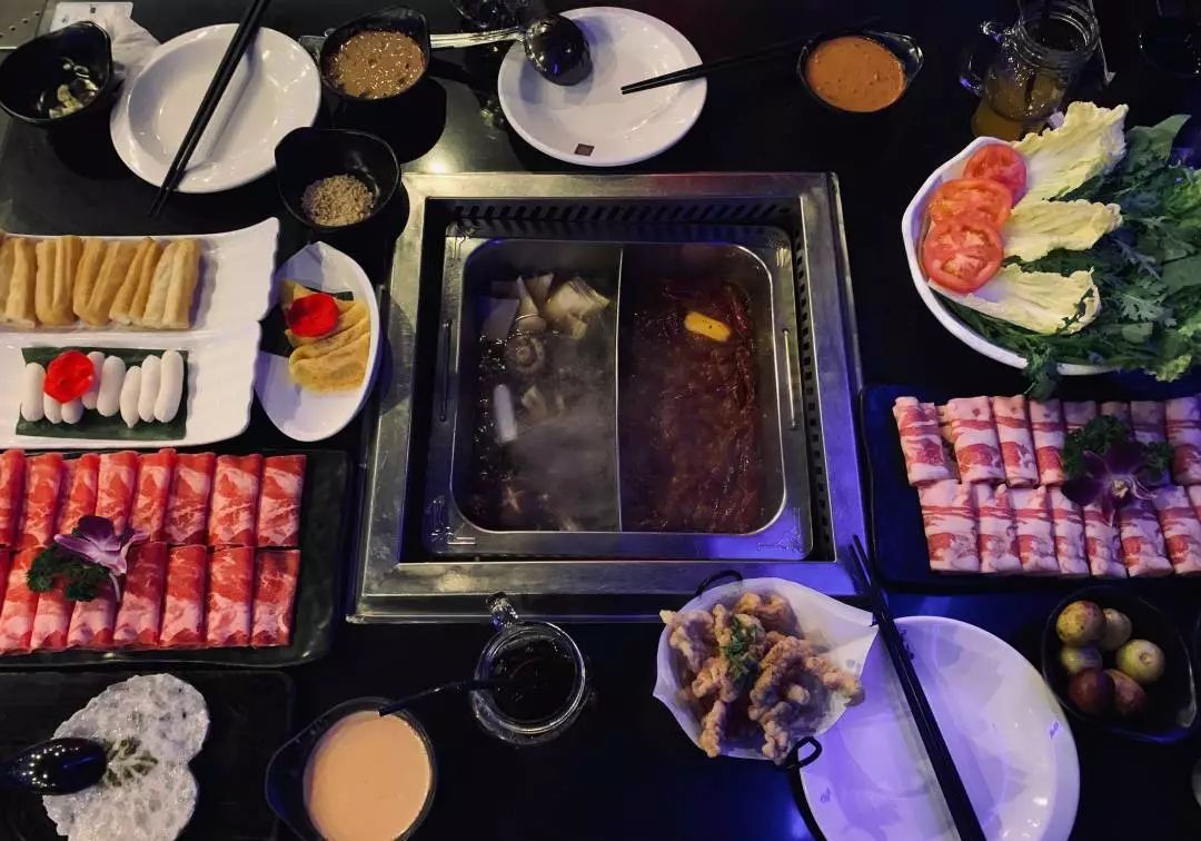 别去什么发布会演唱会了，这些地方就能见到你最喜欢的明星！