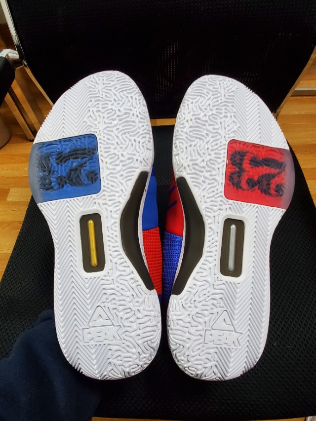 路威态极闪现测评,匹克态极闪现路威测评