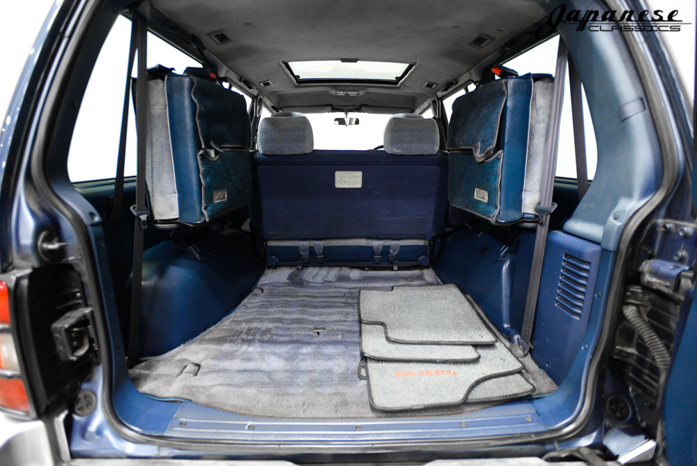 国外91年二手帕杰罗至今仍卖7万人民币看品相你觉得值么？