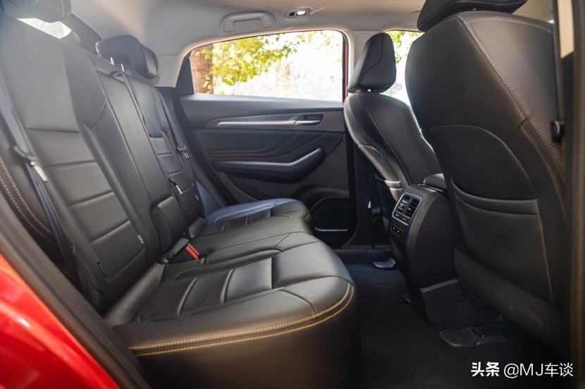 不想出门看人山人海只想在家,不想看千篇一律的风景