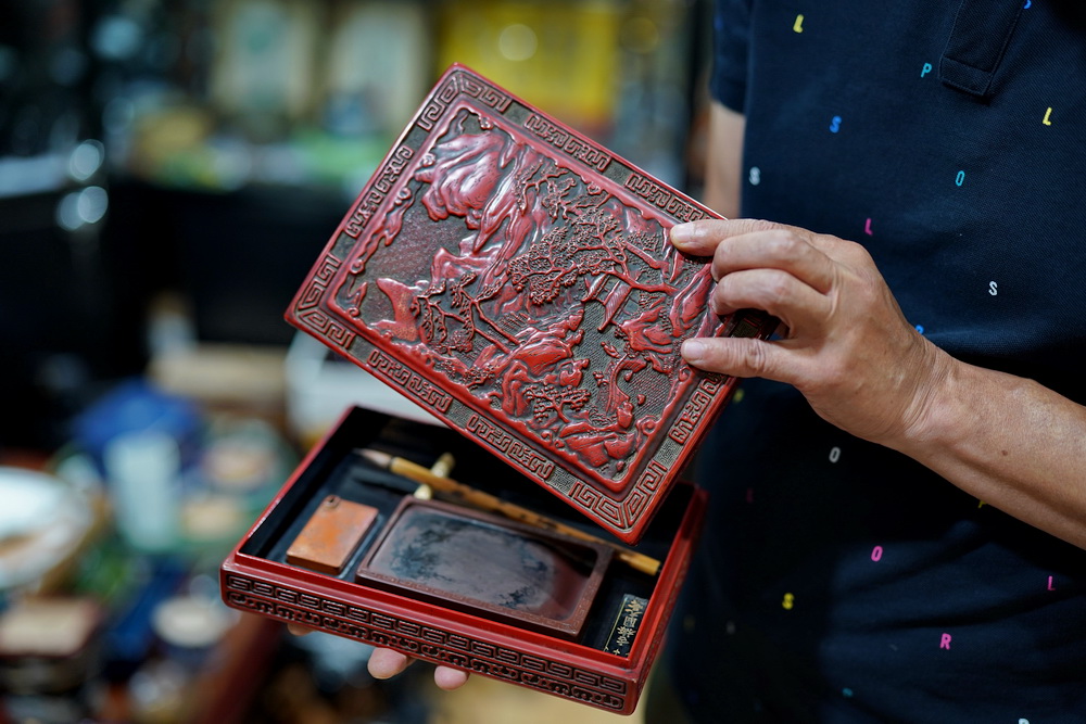 一篇10万+的文章，引出众人询问：你那卖日本瓷的朋友都有啥？