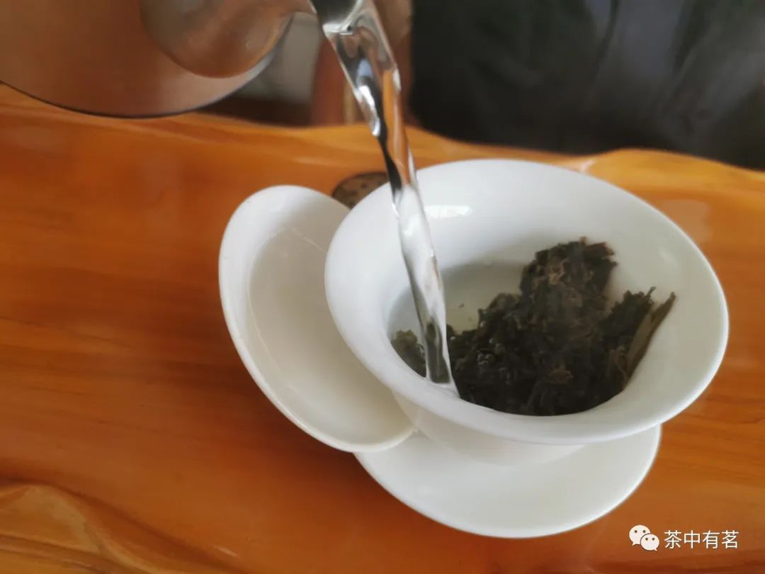 普洱茶冲泡的9个步骤和方法图解,普洱茶的冲泡方法正宗