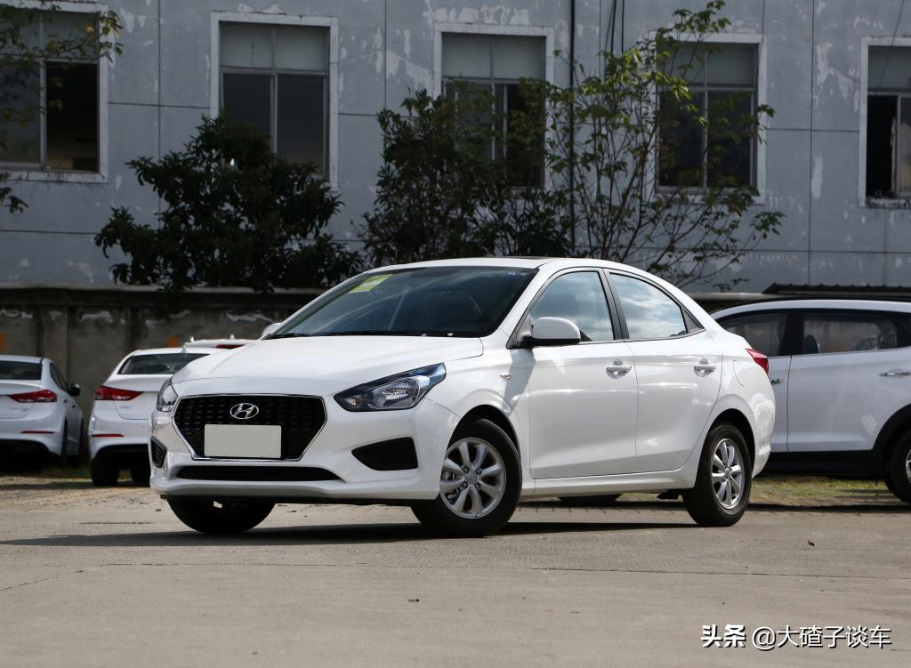 三厢小轿车哪款性价比高,新款现代瑞纳车怎么样