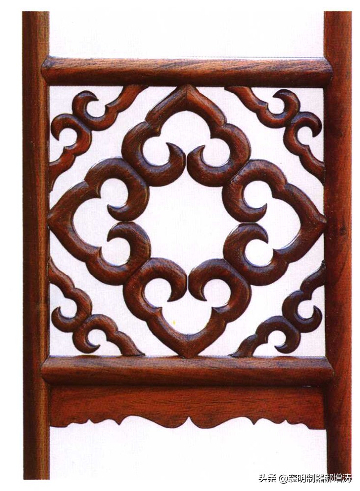 魏璎珞云肩纹饰明式家具中也有赏《明式家具珍赏》中的四簇云纹