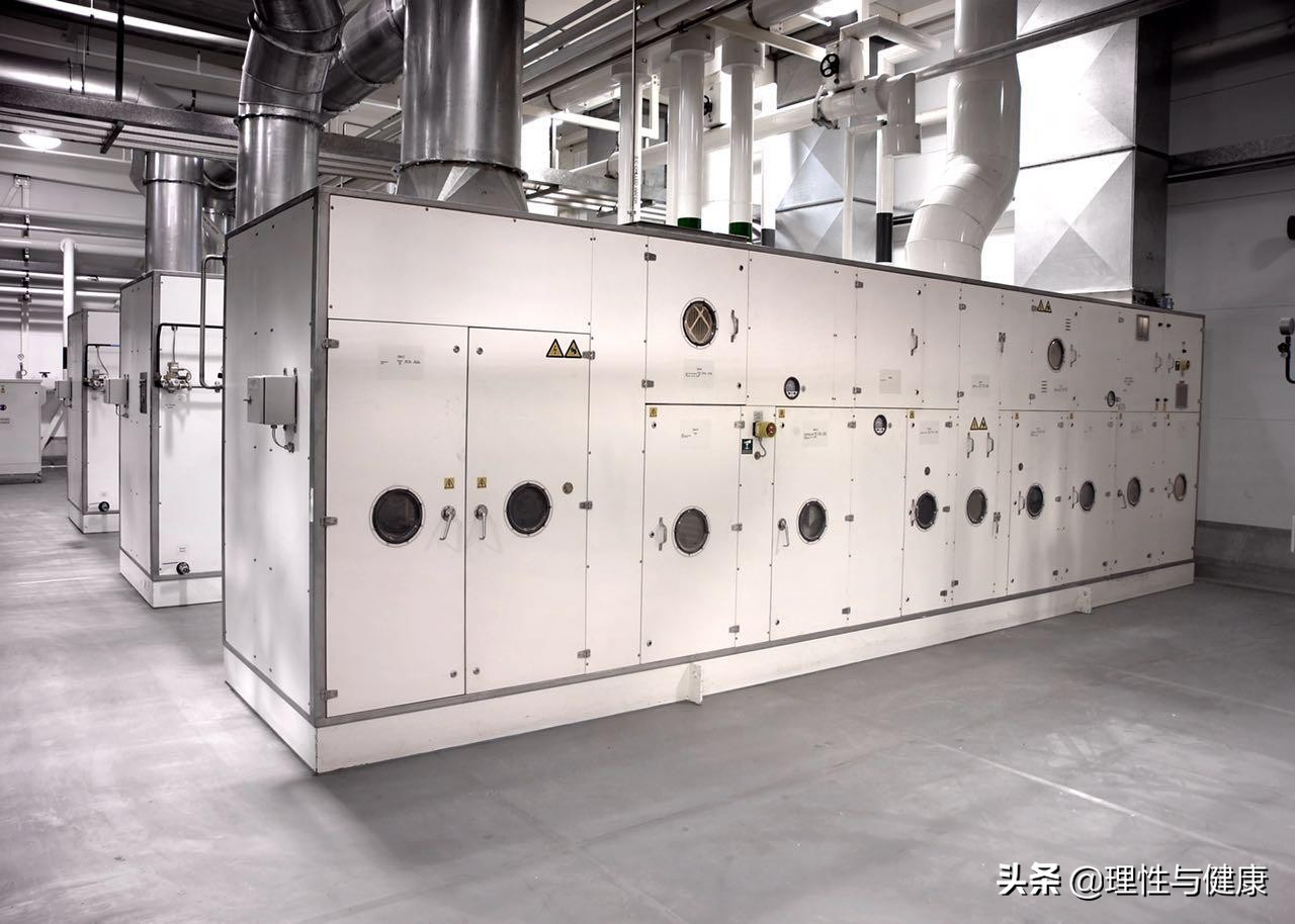 转轮式除湿机和压缩机除湿机对比,蒸汽压缩机的工作原理示意图