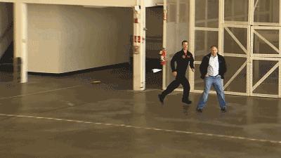 吉尼斯世界纪录飞最久纸飞机教程,世界上折得最远的纸飞机