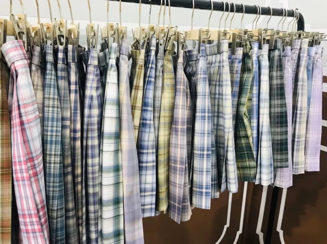 穿jk服装的女生叫什么,穿jk的女生是谁