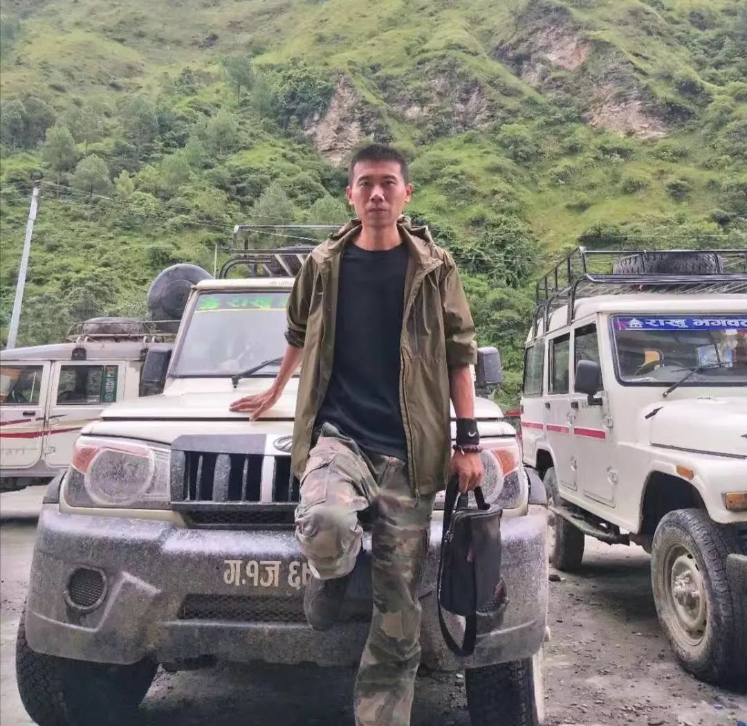 山东人金三角玩直播,枪口顶脑袋也淡定:“没有钱解决不了的事”