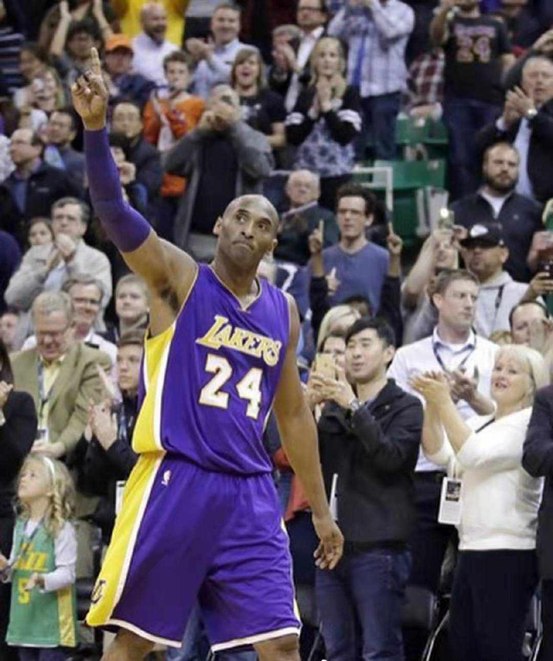 特朗普和詹姆斯事件全过程,特朗普抨击詹姆斯最新信息