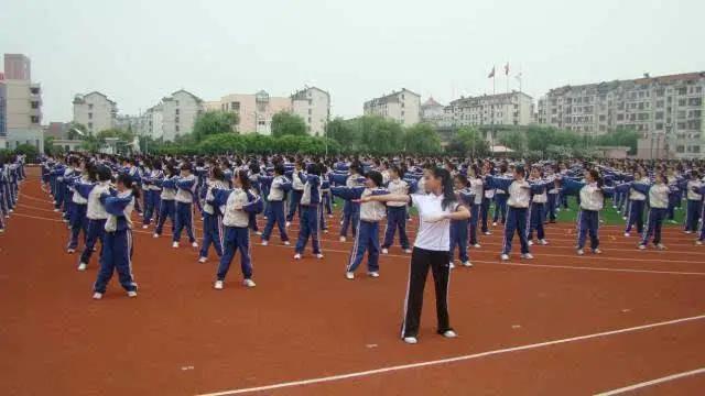 新加坡校服哪个好看,新加坡好看的校服